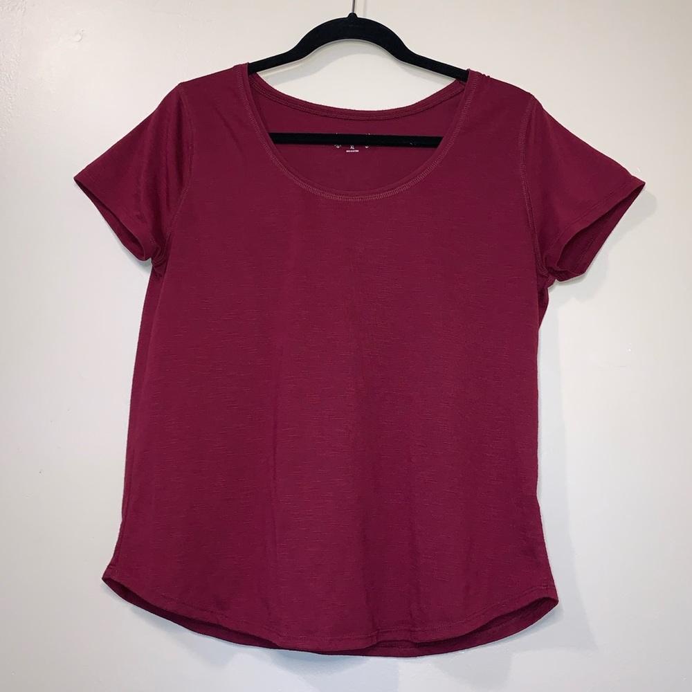 Mudd Size XL maroon short sleeve shirt